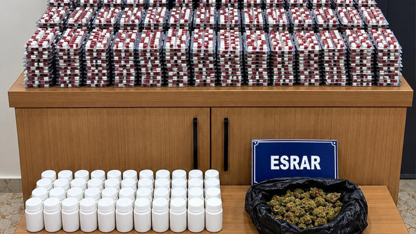 Zehir tacirlerine darbe: 11 bin hap ele geçirildi