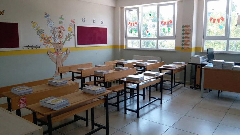 Adalet Bakanı Akın Gürlek duyurdu: 'Denetimli serbestler' okulları temizledi