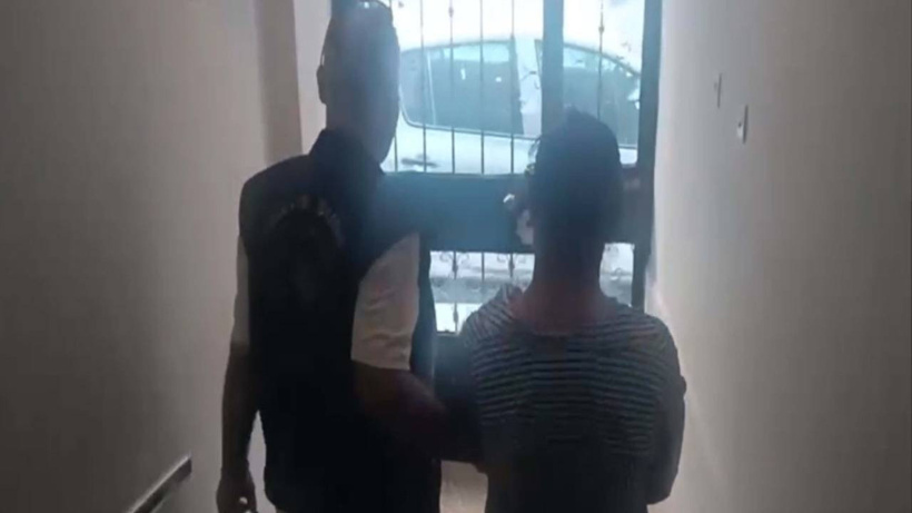 İzmir'deki LGBTİ operasyonunda 16 kişi tutuklandı