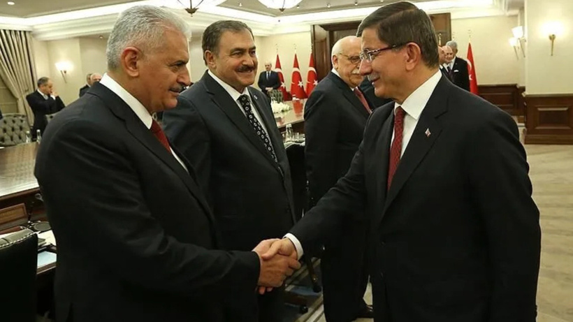 Binali Yıldırım ve Ahmet Davutoğlu mahkemelik oldu! Gerilim yargıya taşındı