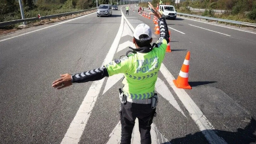 İstanbul'da bazı yollar trafiğe kapatıldı! Alternatif güzergahlar belli oldu