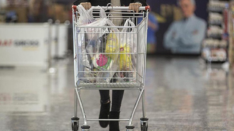 Tarihi geçmiş ürün satan marketlere 3 gün kilit vuruldu
