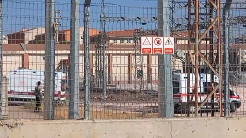 Diyarbakır’da depoda boya yapan 2 işçi hastanelik oldu