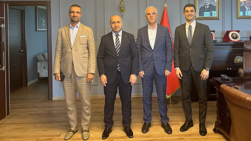 Muhammed Yarız'ın süper lüks otomobillerini bisiklet parasına alan bakın kim çıktı