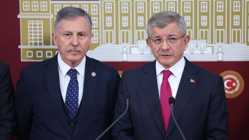 Selçuk Özdağ Davutoğlu'nu topa tuttu: Erdoğan'ın teklifini açıkladı
