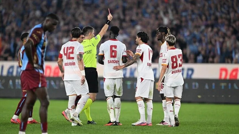 Okan Buruk'la ilgili 2 iddia: 1-Söyledikleri kulağına gitmiş! 2-Galatasaray'la ilişkisi bitti gibi! - Fotoğraf: 8