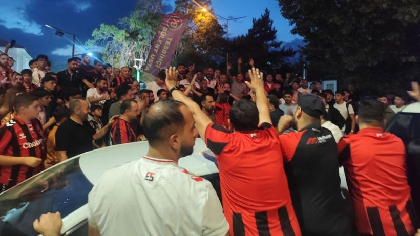 Mustafa Sarıgül'den istifa açıklaması: Sıcağı sıcağına yaptı