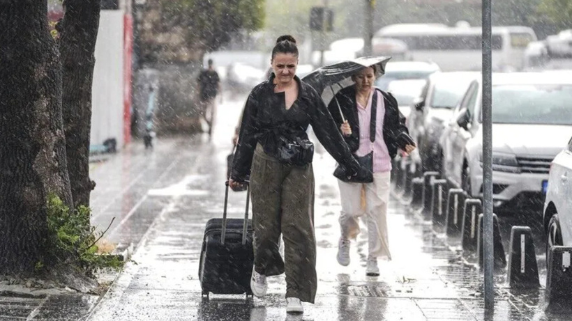 Kuvvetli yağışlar ne zaman son bulacak? İstanbul Valiliği açıkladı