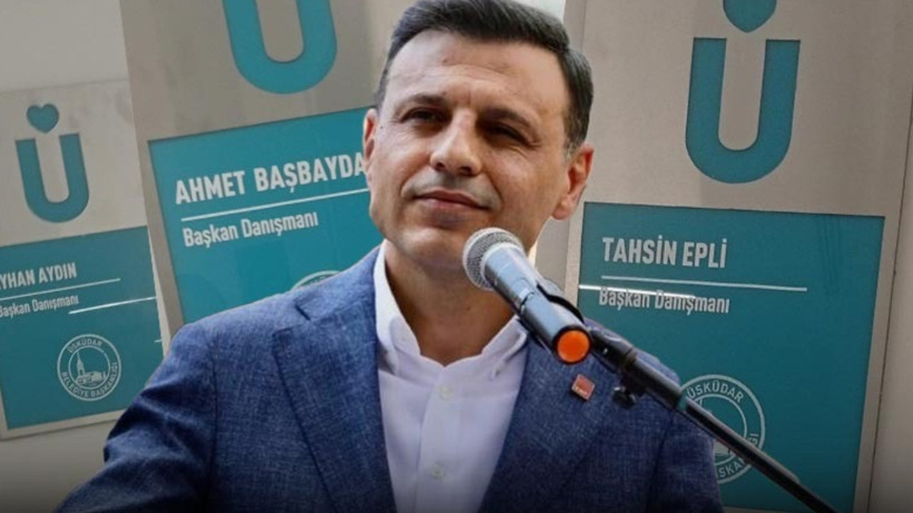 Üsküdar'da AKP'ye geçen CHP üyeleri ödüllerini olmayan başkan makamıyla aldı