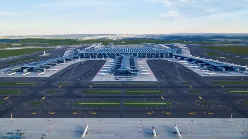 İstanbul Havalimanı'nda şok: Uçak haczedildi yolcular indirildi