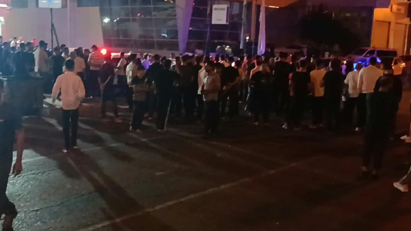 Batman’da kazanın ardından mahalle ayağa kalktı: Yolu trafiğe kapattılar