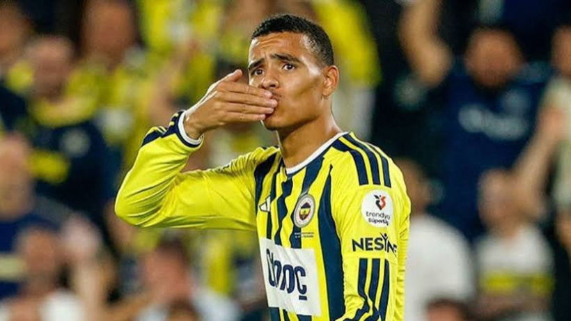 Greenwood kırmızı kart gördü: Fenerbahçe 11 kişi devam etti!