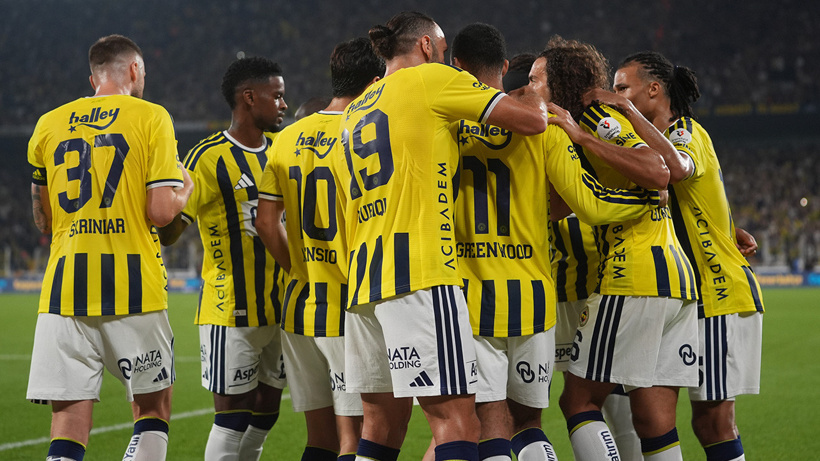 İsmail Kartal'ın gözüne bir türlü giremedi: Fenerbahçe'de ayrılacak ilk isim belli oldu