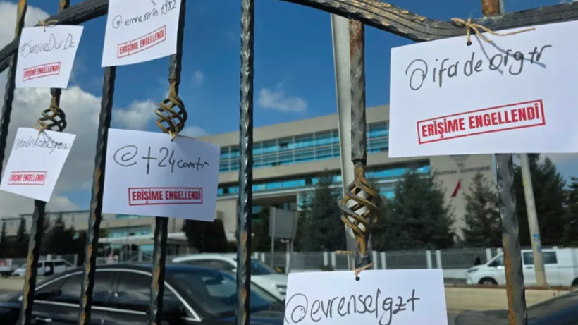 YENİ Parti sansüre karşı AYM önünde buluştu: Yandaşlaştırma operasyonu