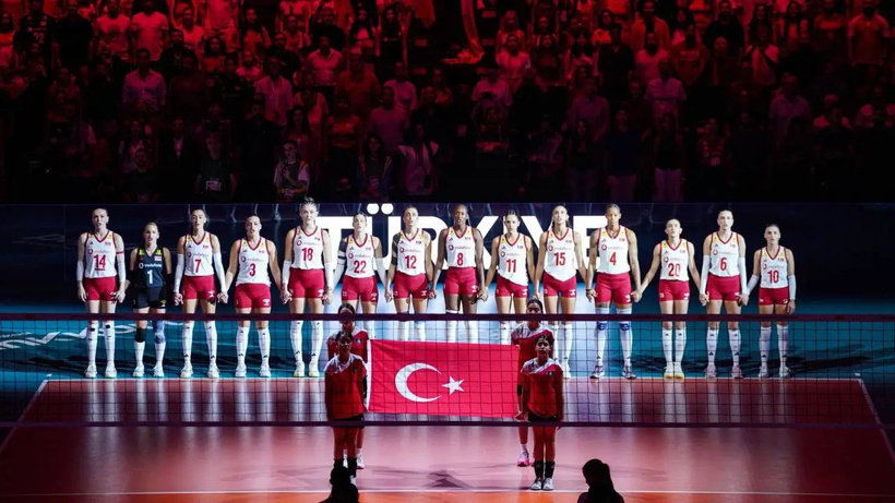 Eda Erdem'den Beşiktaş itirafı: Fenerbahçe bağını açıkladı - Fotoğraf: 12