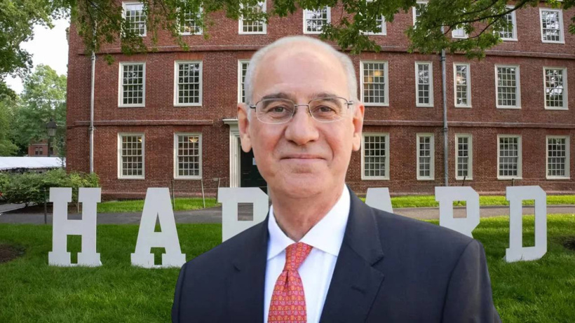 Harvard'da artık Türk dekan var