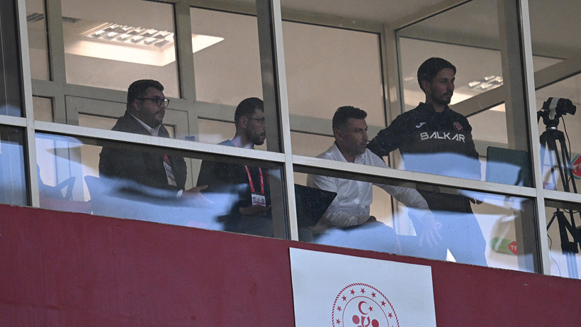 Burak Yılmaz gelir gelmez yaptı yapacağını