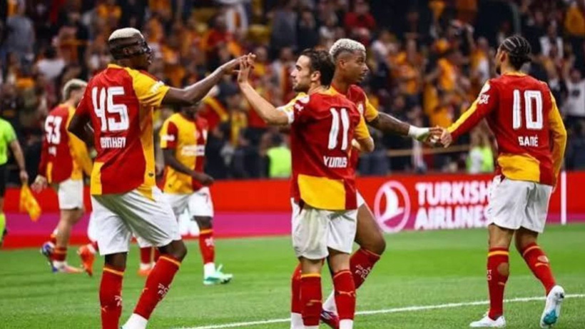 Barcelona maçına saatler kala Galatasaray’da sürpriz: Okan Buruk Osimhen kararını değiştirdi - Fotoğraf: 6