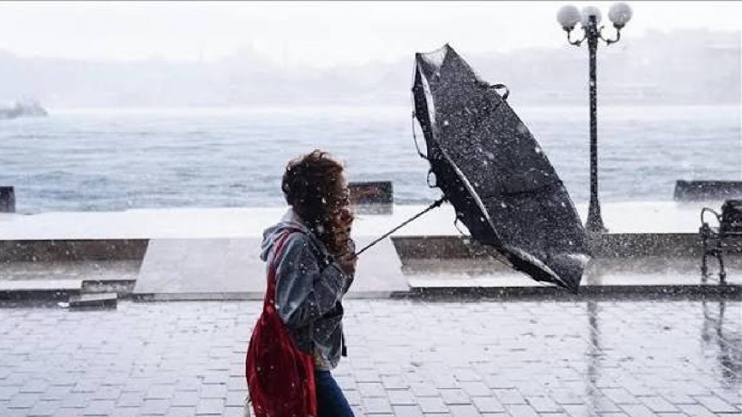 İstanbul'da fırtına kopacak: AKOM tarih verip sıcaklığın 10 derece birden düşeceğini duyurdu