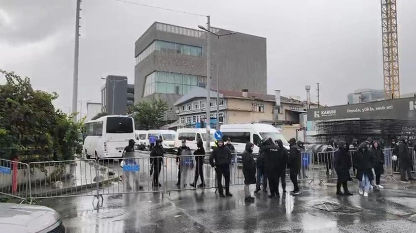 Dünya medyası Halk TV’ye kayyum atanmasını "son dakika" olarak duyurdu!