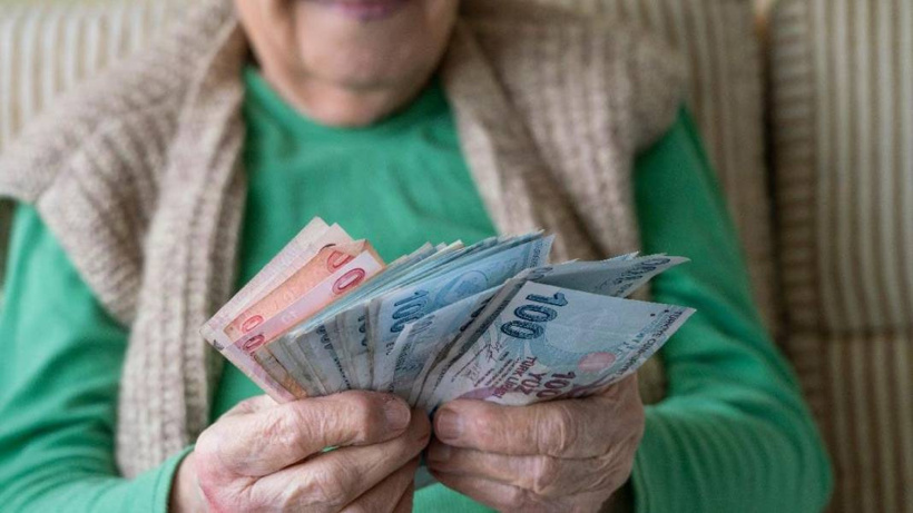 Bankalarda Yarış Kızıştı: Emekli Promosyonunda Hangi Banka Ne Kadar Veriyor? - Fotoğraf: 2