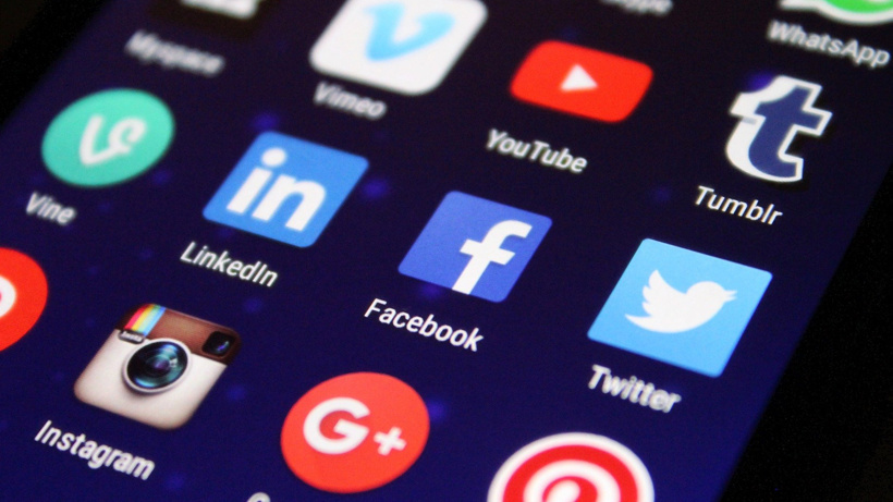 Taliban içeriklerine WhatsApp, Facebook ve Instagram’dan yasak