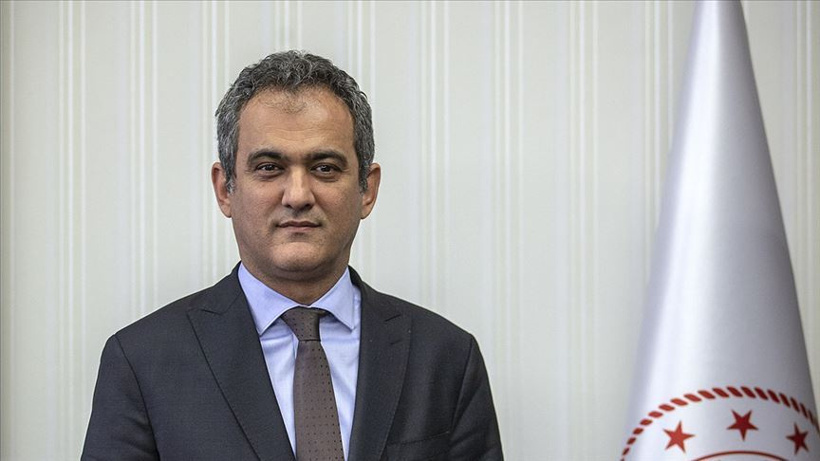 Milli Eğitim Bakanı Özer 'hayırlı olsun' diyerek duyurdu