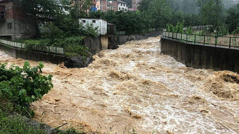 Meteoroloji'den 3 ile heyelan uyarısı