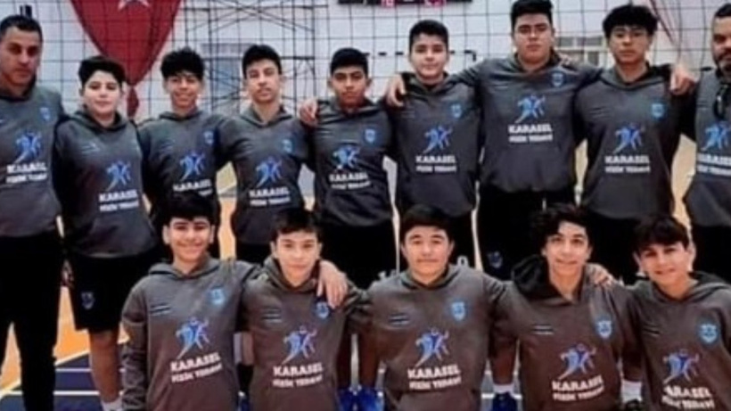 İki takım enkaz altında