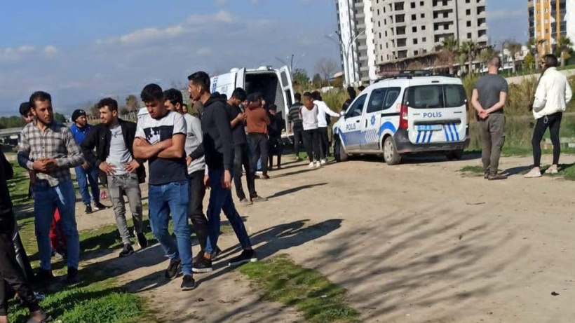 Bisiklet Sürerken Dengesini Kaybedip Irmağa Düşen Çocuk Boğuldu