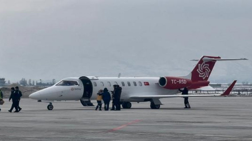 Duran Kalbi Yeniden Çalıştırıldı, Ambulans Uçakla Sevk Edildi
