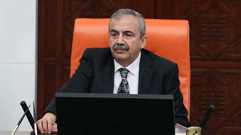 Sırrı Süreyya Önder'den Fahrettin Koca'ya Teşekkür