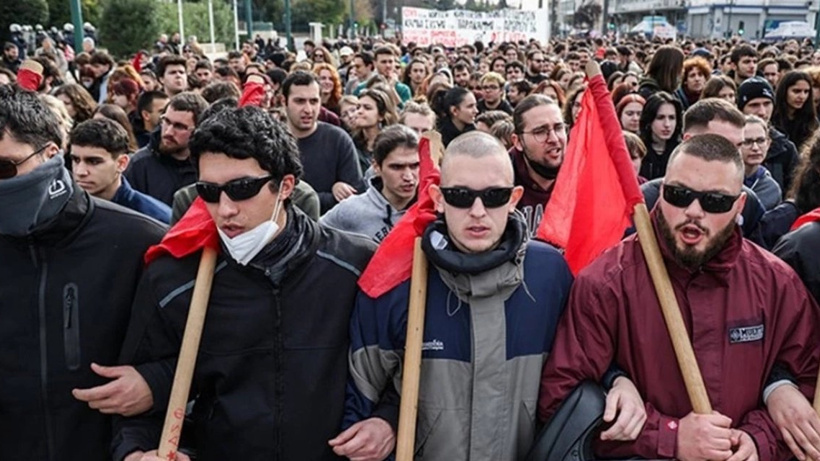 Özel Üniversite Yasa Tasarısı, Yunanistan'ı Ayağa Kaldırdı