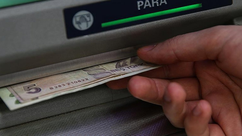 En Az 10 Bin Lira Maaş Alan Emeklilere Müjde: Maaş Hesaplarına 3 Günde 12 Bin Lira Yatırılacak