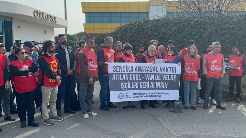 Dev Şirkette İşçiler Eylemde! 'Fabrikadan İçeri Girene Kadar Mücadelemiz Devam Edecek'
