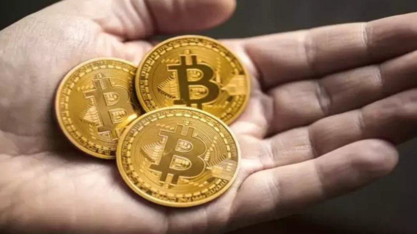 Bitcoin Rekor Kırdı! Coinbase Taleplere Yetişemedi