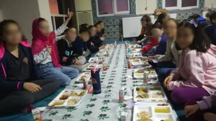 MEB'den Okullara Ramazan Ayarı: Ders Yerine Davul, Hurma, Semazen