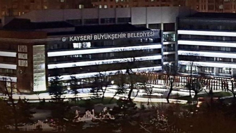AKP'li Belediye 8 Milyonu İlim Yayma Cemiyeti'ne Spor Salonu Yapmak İçin Harcayacak!