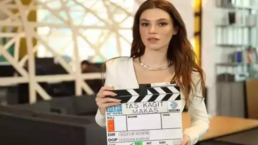 Taş Kağıt Makas'a Dahil Olan Yüsra Geyik, Eski Sevgilisi Ozan Güven'le Karşılıklı Oynayacak
