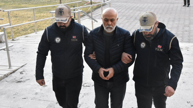 FETÖ Firarisi Eski Vali Yakalandı