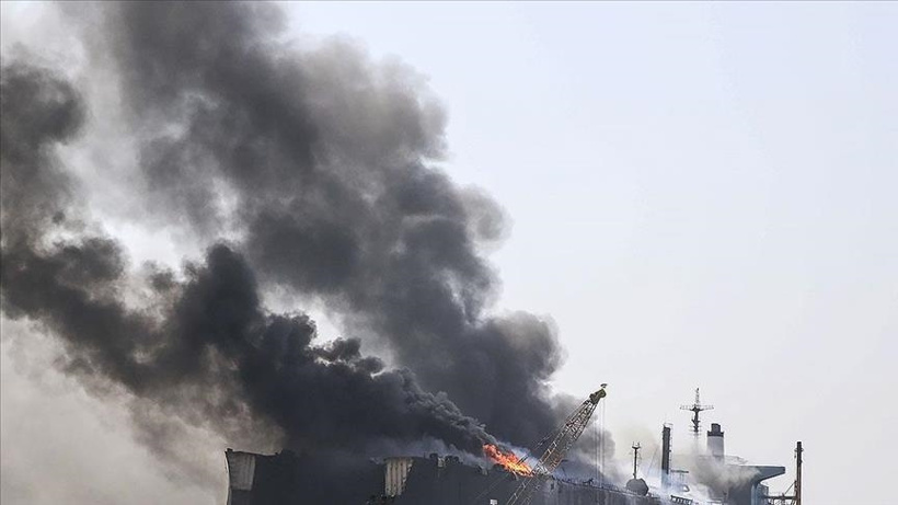 Ukrayna, Rusya'ya ait iki dev gemiyi vurdu