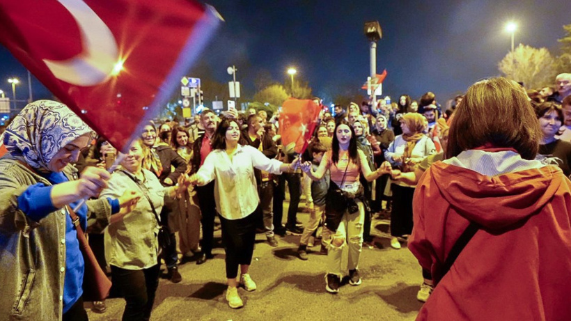AKP’ye Mesaj Sadece İllerden Değil İlçelerden de Geldi!