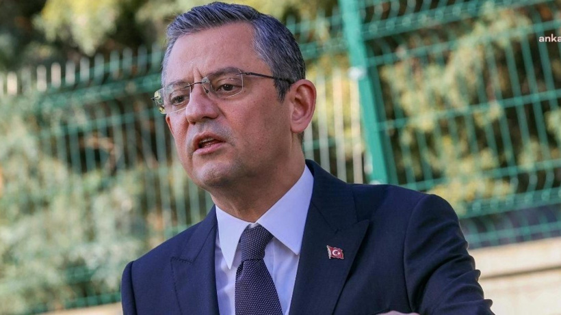 Özgür Özel'den Anneler Günü Mesajı