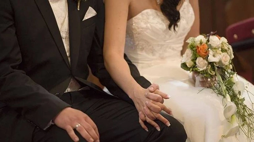 12 günlük gelin erkek çıktı, yıkılan damat polis çağırdı