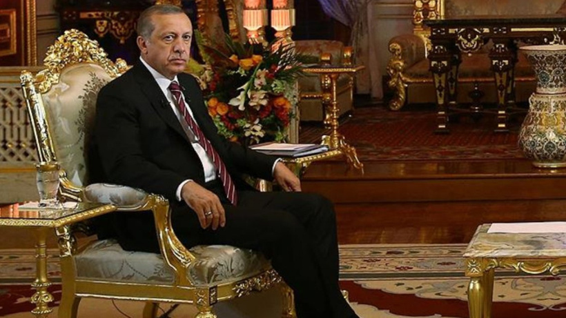 AKP Genel Merkezi'nden partililere: Kibir ve şatafattan kaçının