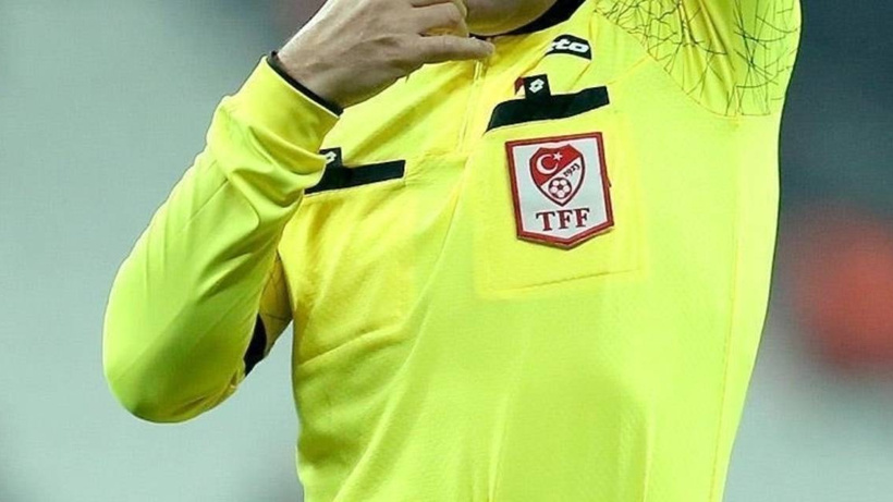 Yeni sezonda bir hakeme tırpan