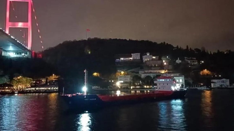 İstanbul Boğazı geçişlere kapatıldı