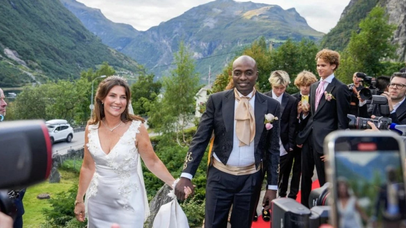 Norveç Prensesi Märtha Louise, modern Şaman Durek Verrett ile evlendi: Kraliyet ailesi kaşlarını kaldırdı, tepkiler çığ gibi