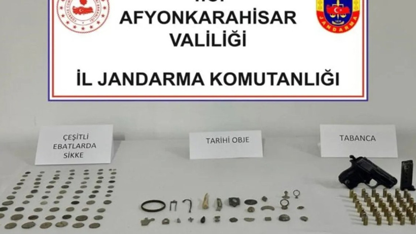 Afyonkarahisar'da tarihi eser operasyonunda 3 şüpheli yakalandı