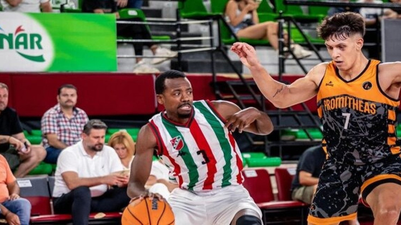 Karşıyaka Yunan rakibine fark attı